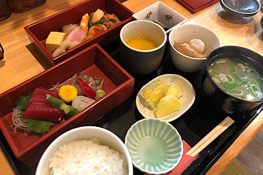 季節料理 前ざき logo